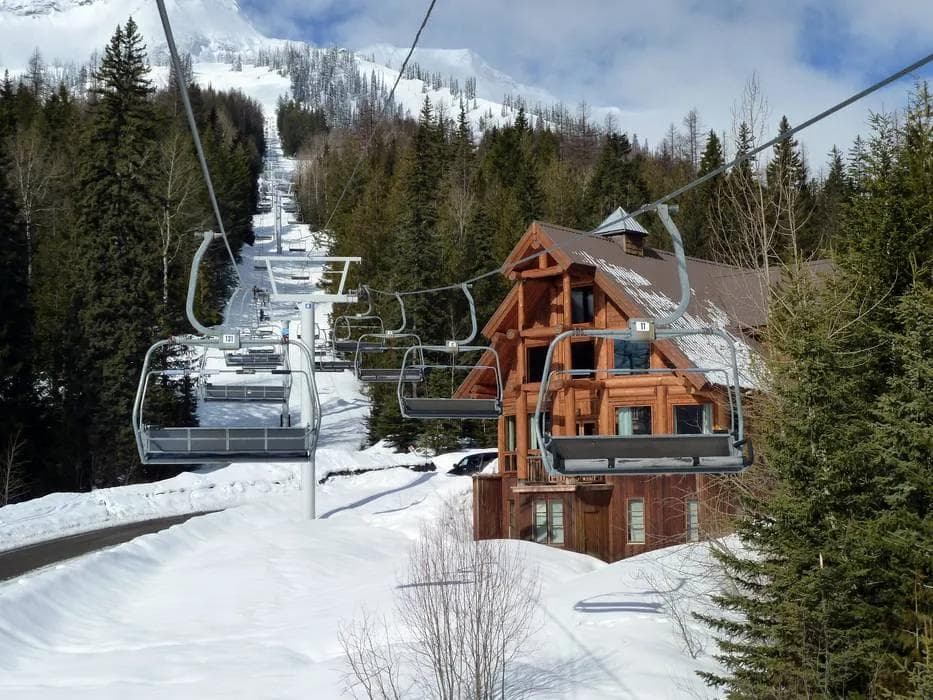 Resorts of the Canadian Rockies Announces Four New Leitner Poma Lifts Across Fernie, Kimberley and Kicking Horse