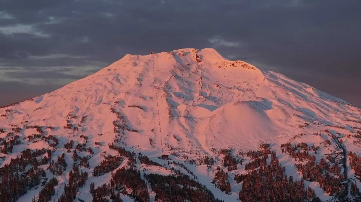 Mt Bachelor in the dusk sunlight
