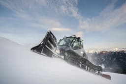 Prinoth Launches Fully Electric Snow Groomer for Large-Scale Operations