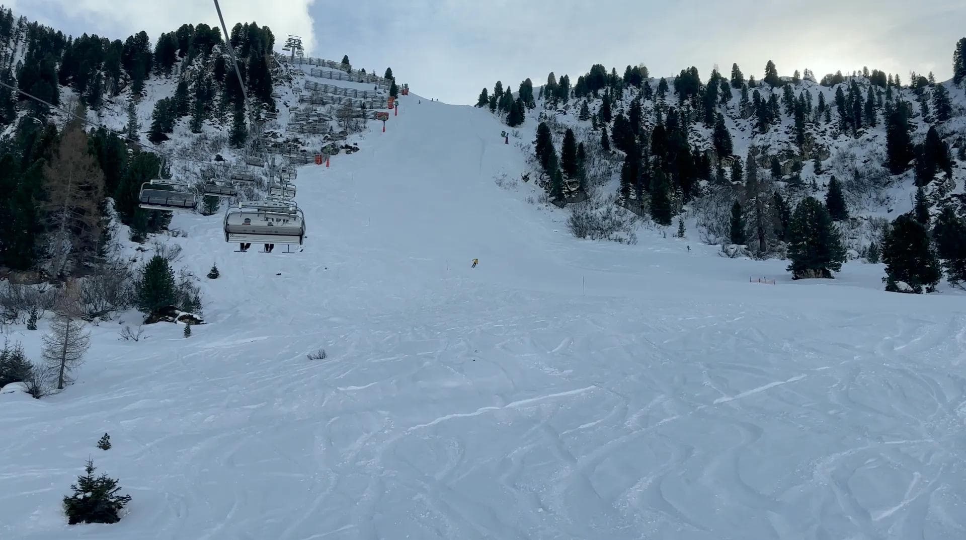 The Harakiri does not look that steep from the chairlift.