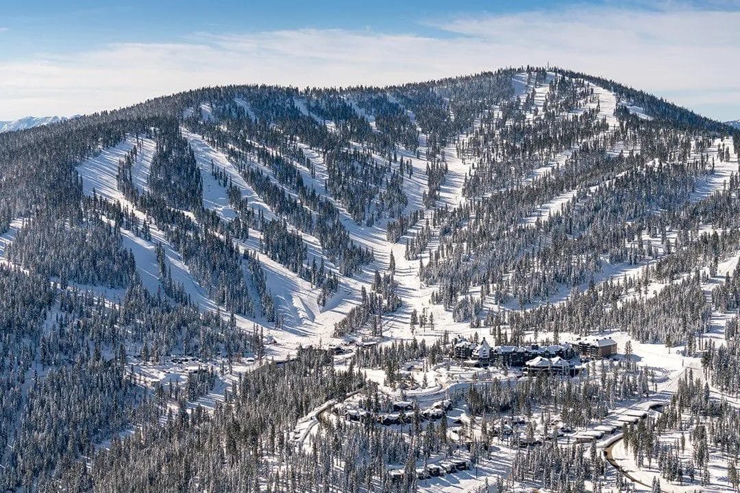 Northstar main bowl which rises from the village.