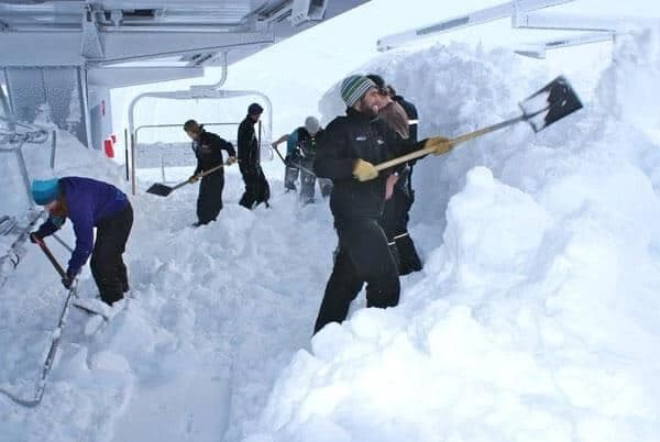 New Zealand Ski Resorts Anticipate Major Snowfall: Up to 4 Feet Expected