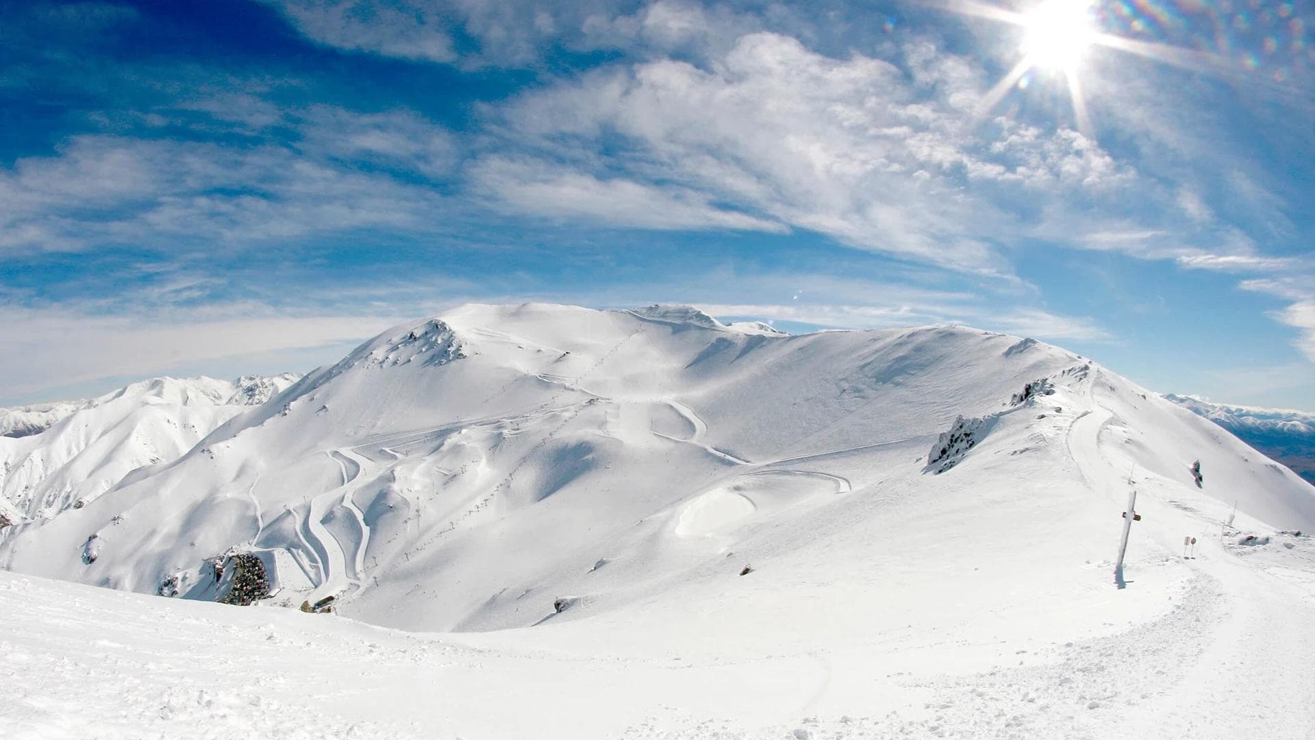 South Island New Zealand Storm to Deliver 50-80 cm Through Thursday