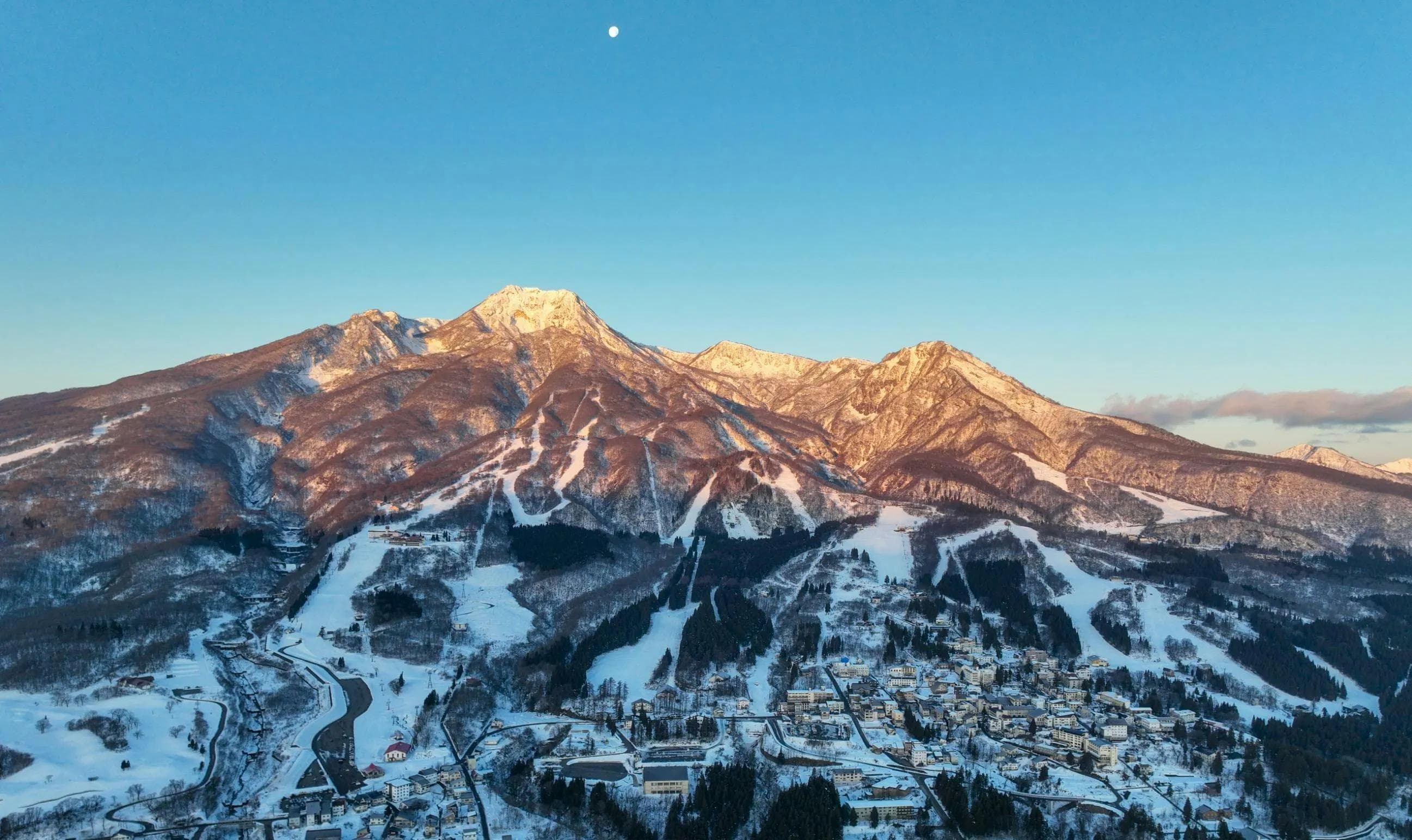 Myokos $1.4bn Ski Boom: Growth, Jobs & Rising Questions