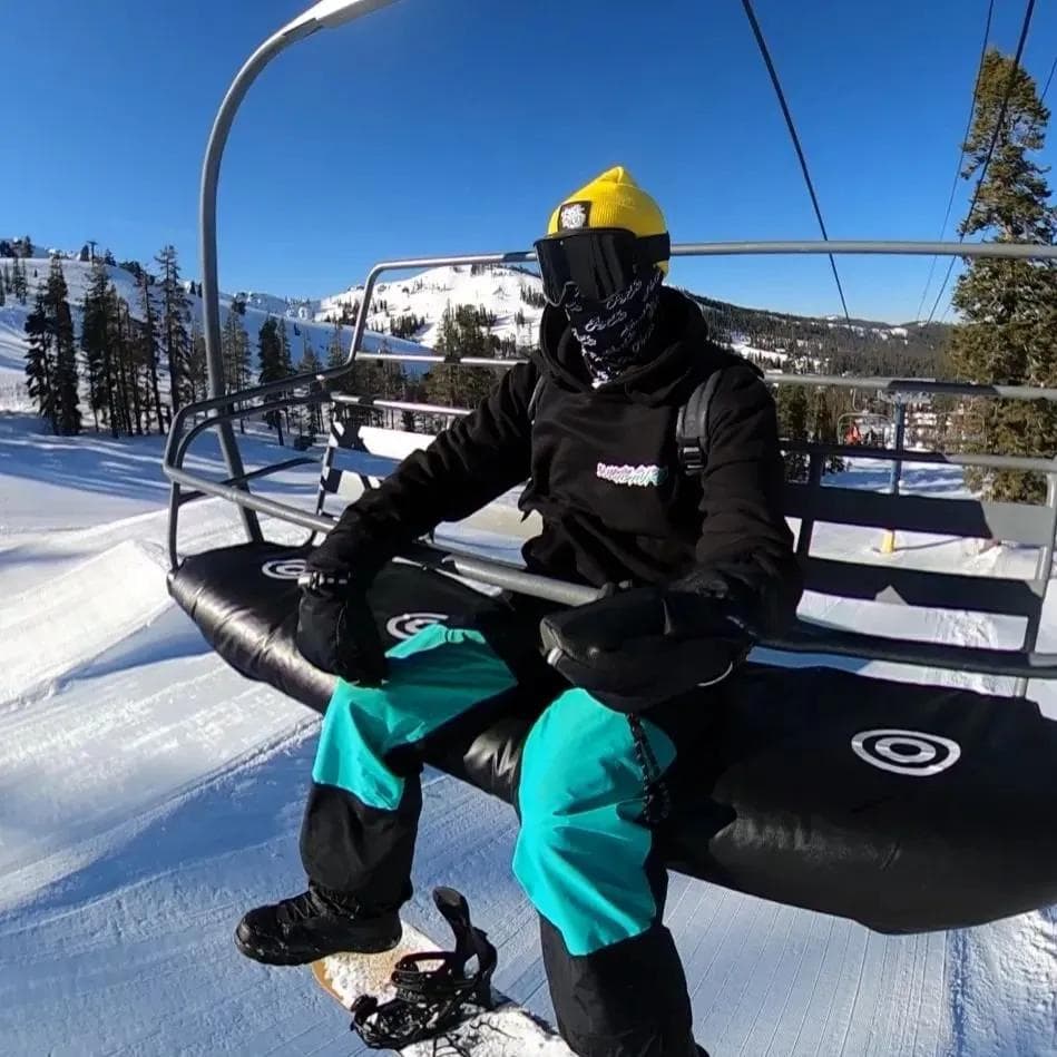 Introducing Slug Skis | Single Handedly Bring Back The 80s To Australian Alpine Regions