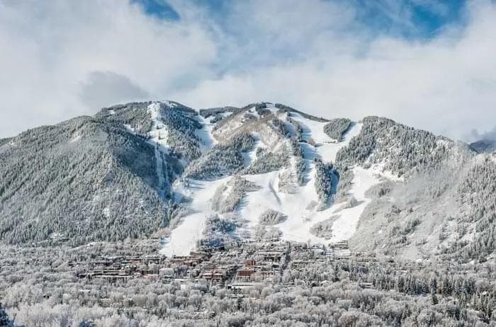 Aspen town.jpg