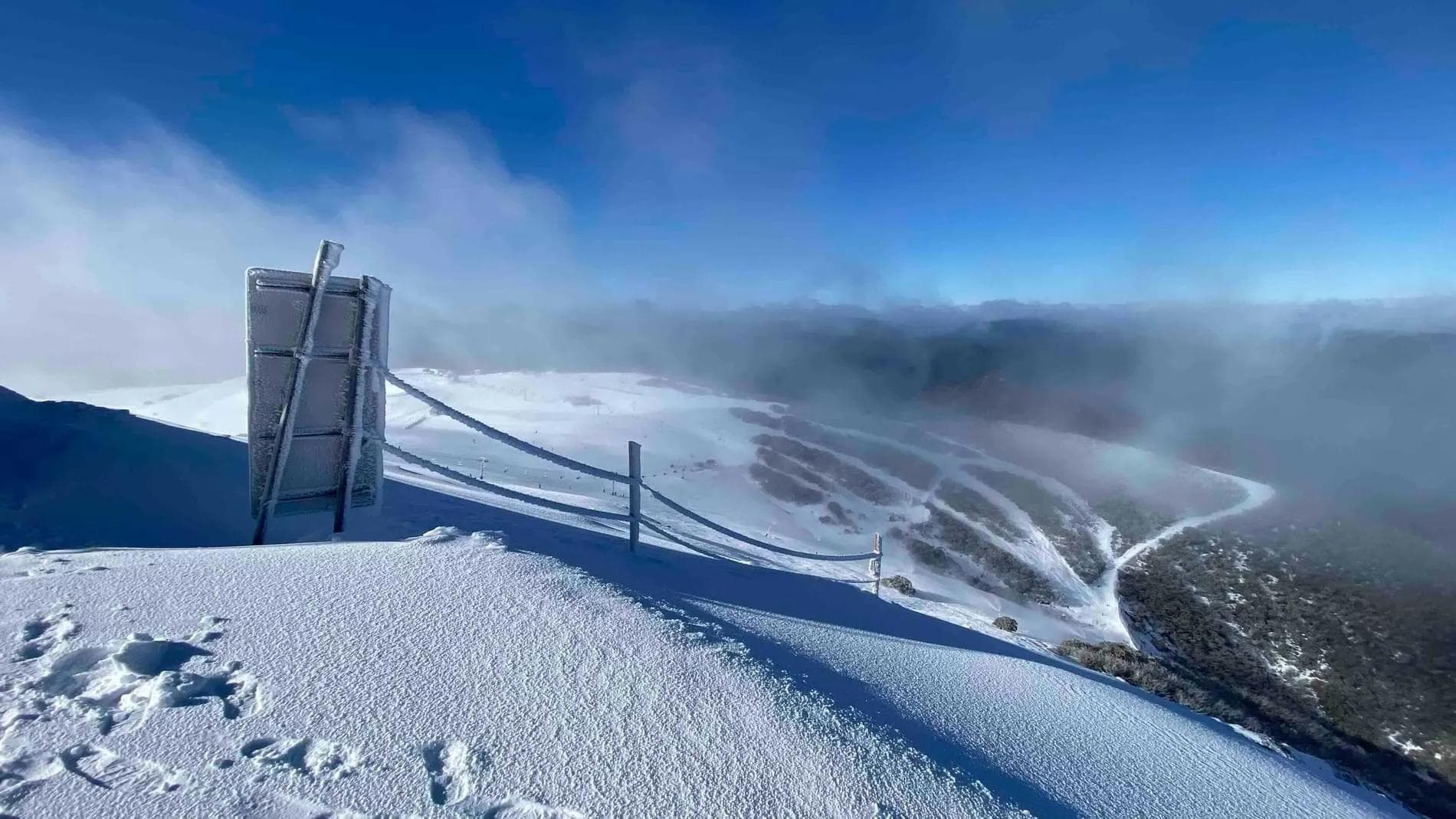Mt Buller Grapples with 21cm Snowfall and 140km/h Winds