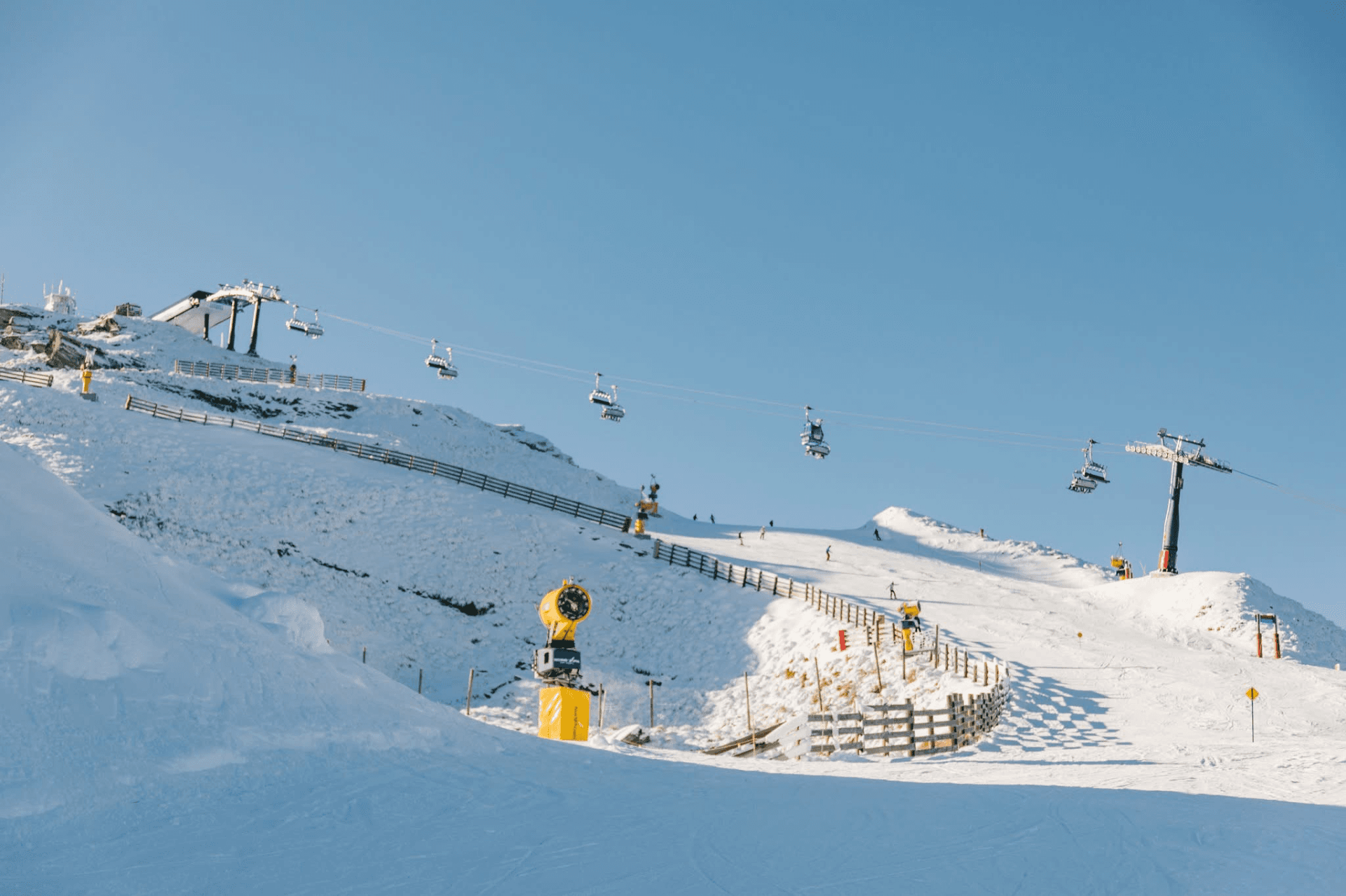 New Zealand Ski Resorts Expect Up to 15 Inches of Snow