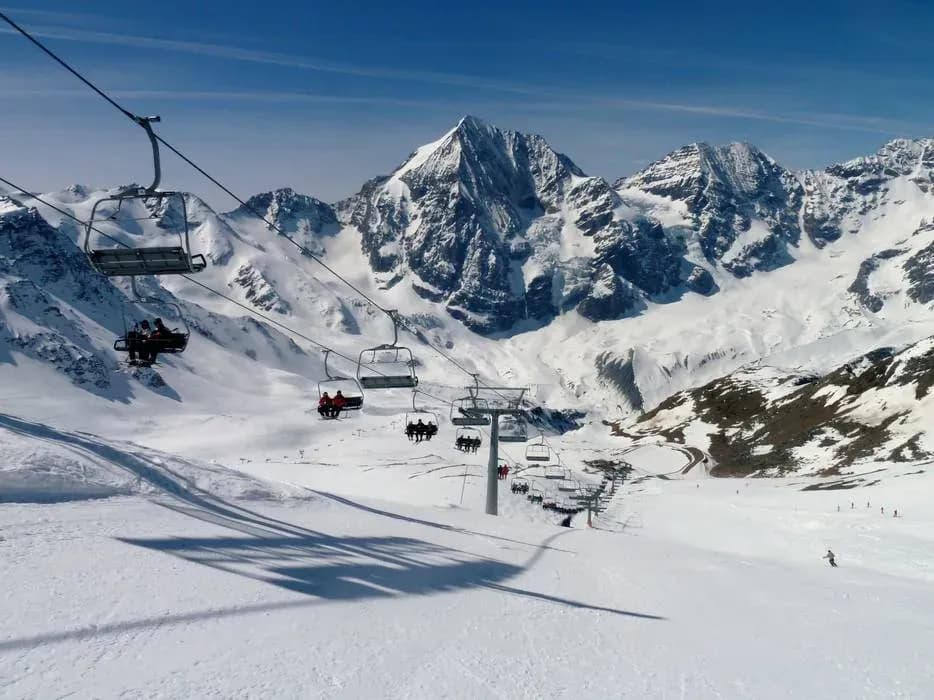 Sulden am Ortler is a beautiful resort once the peak of winter hits.