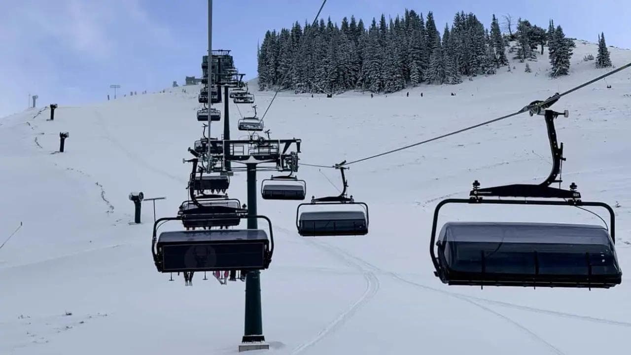 The new six person lift at Deer Valley named Pinyon Express