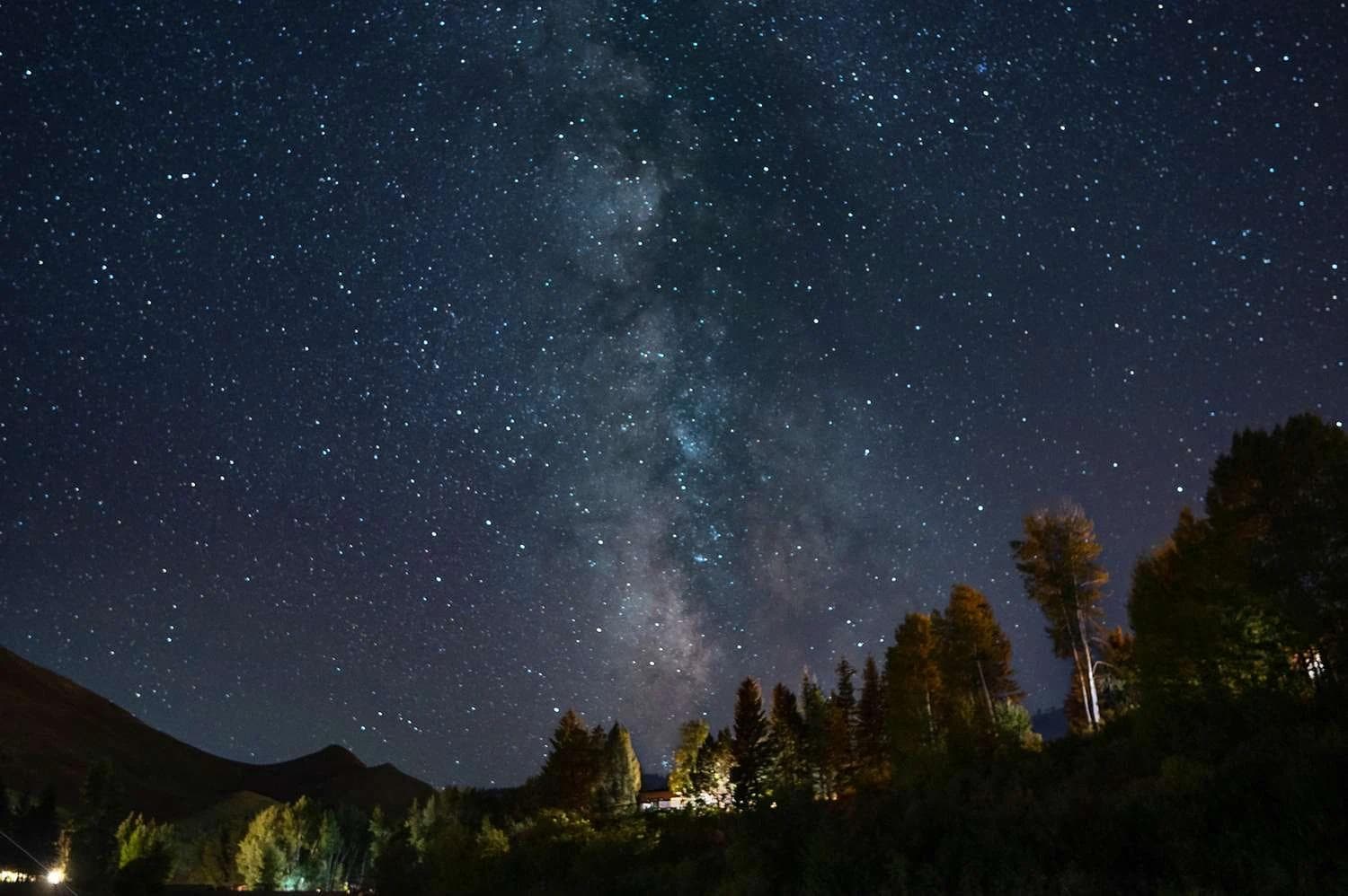 Sun Valley Becomes America's First Dark Sky Certified Ski Resort