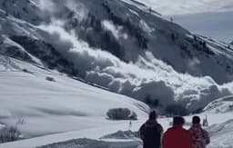 Val d'Isère Avalanche Kills Three Skiers as Storm Nils Batters the French Alps
