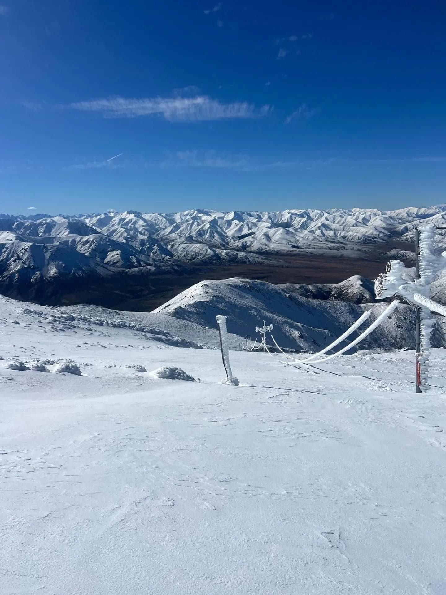New Zealand's 2026 Ski Season Opens Early as Hanmer Springs Surprises with April Turns