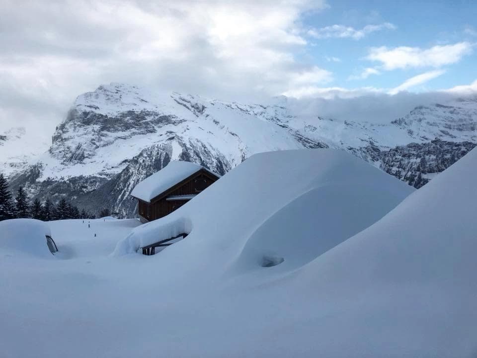 Massive Spring Snowstorm: Over 2 Metres (6.5 Feet) of Fresh Powder Heading to European Alps
