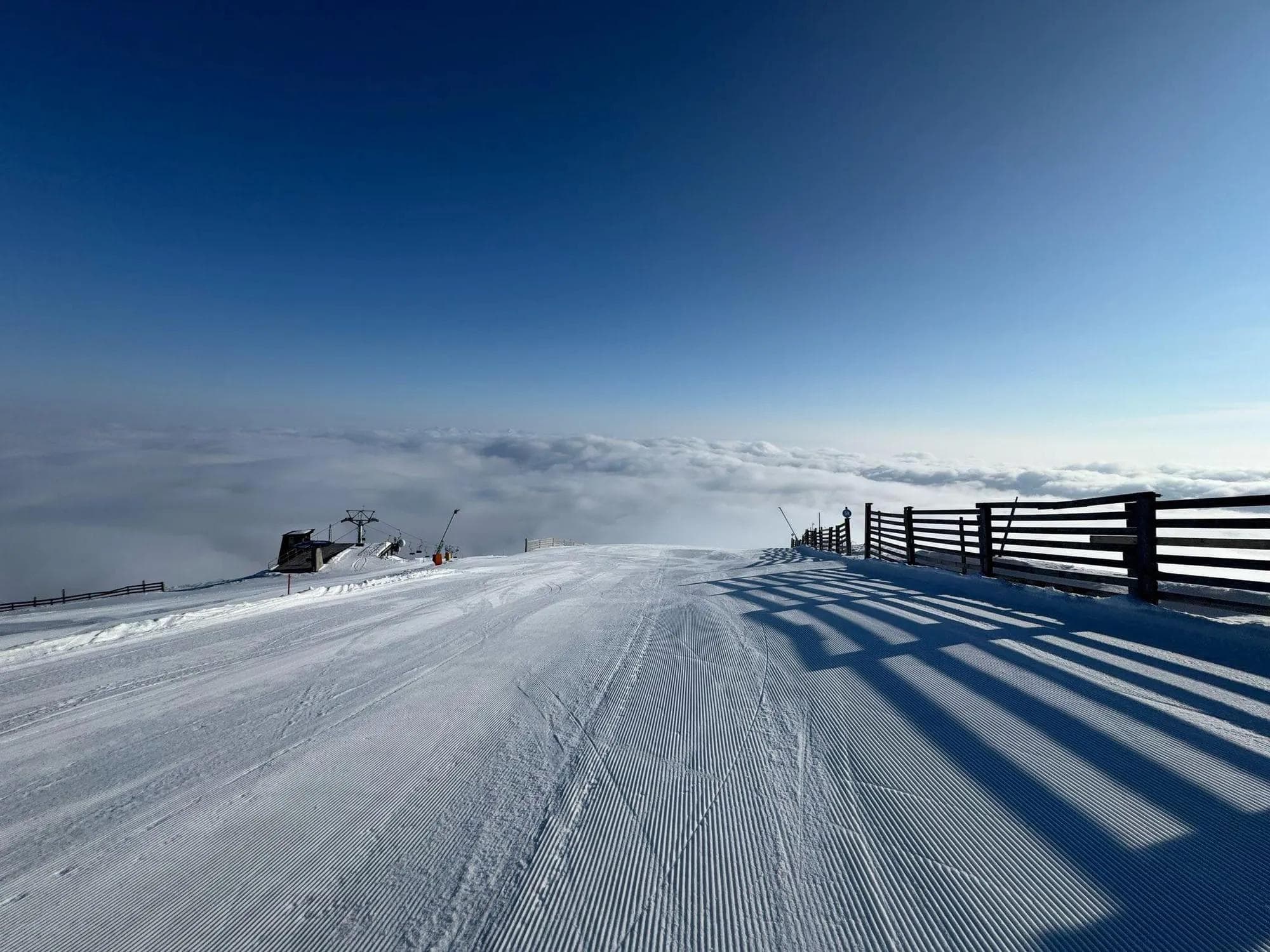 Austria's Ski Resorts See Up to 70cm Snow, With May Openings Ahead